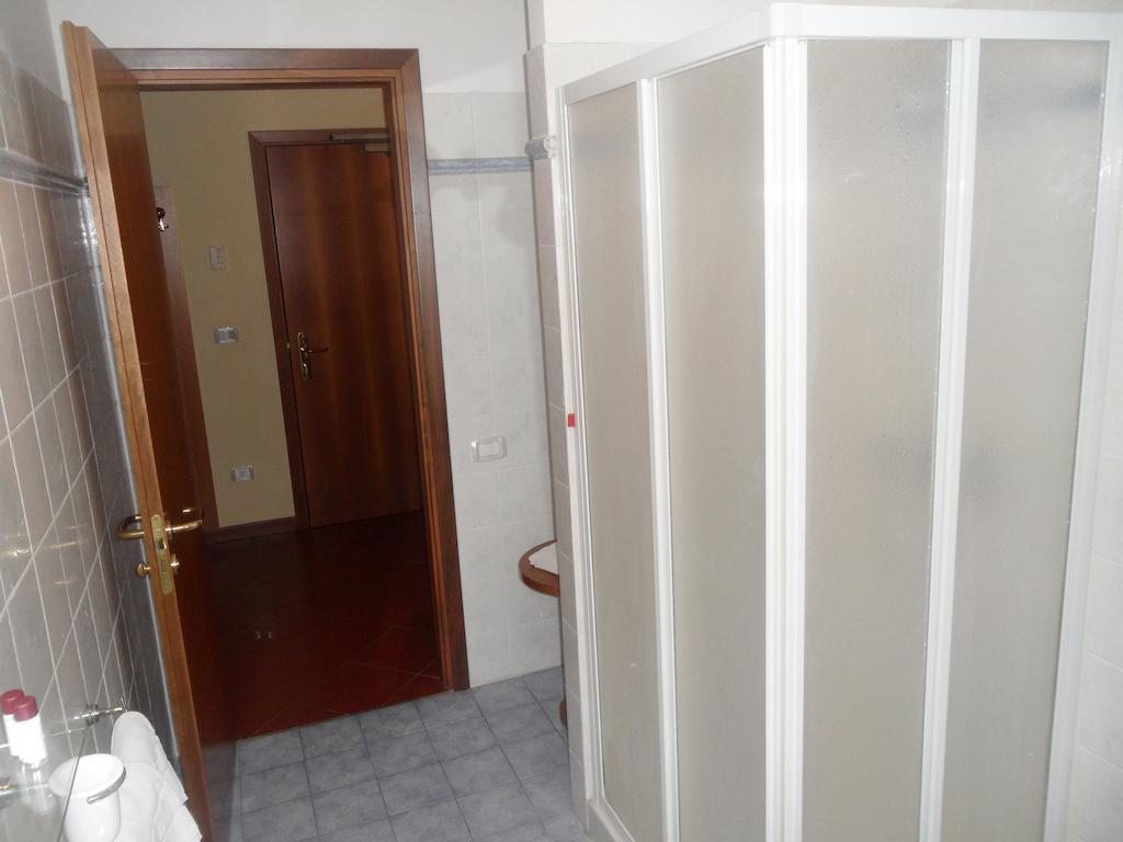 Hotel La Vedetta Livorno Exteriör bild
