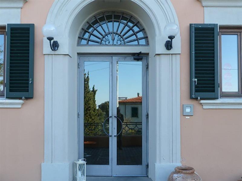 Hotel La Vedetta Livorno Exteriör bild