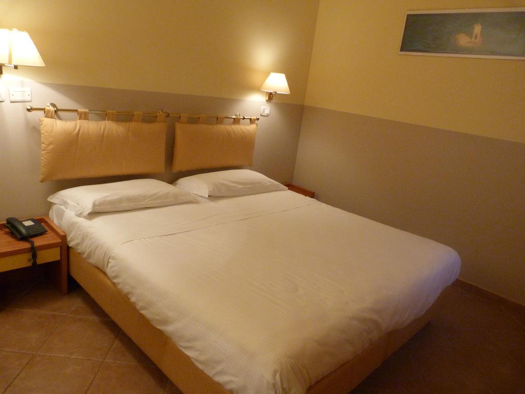 Hotel La Vedetta Livorno Exteriör bild