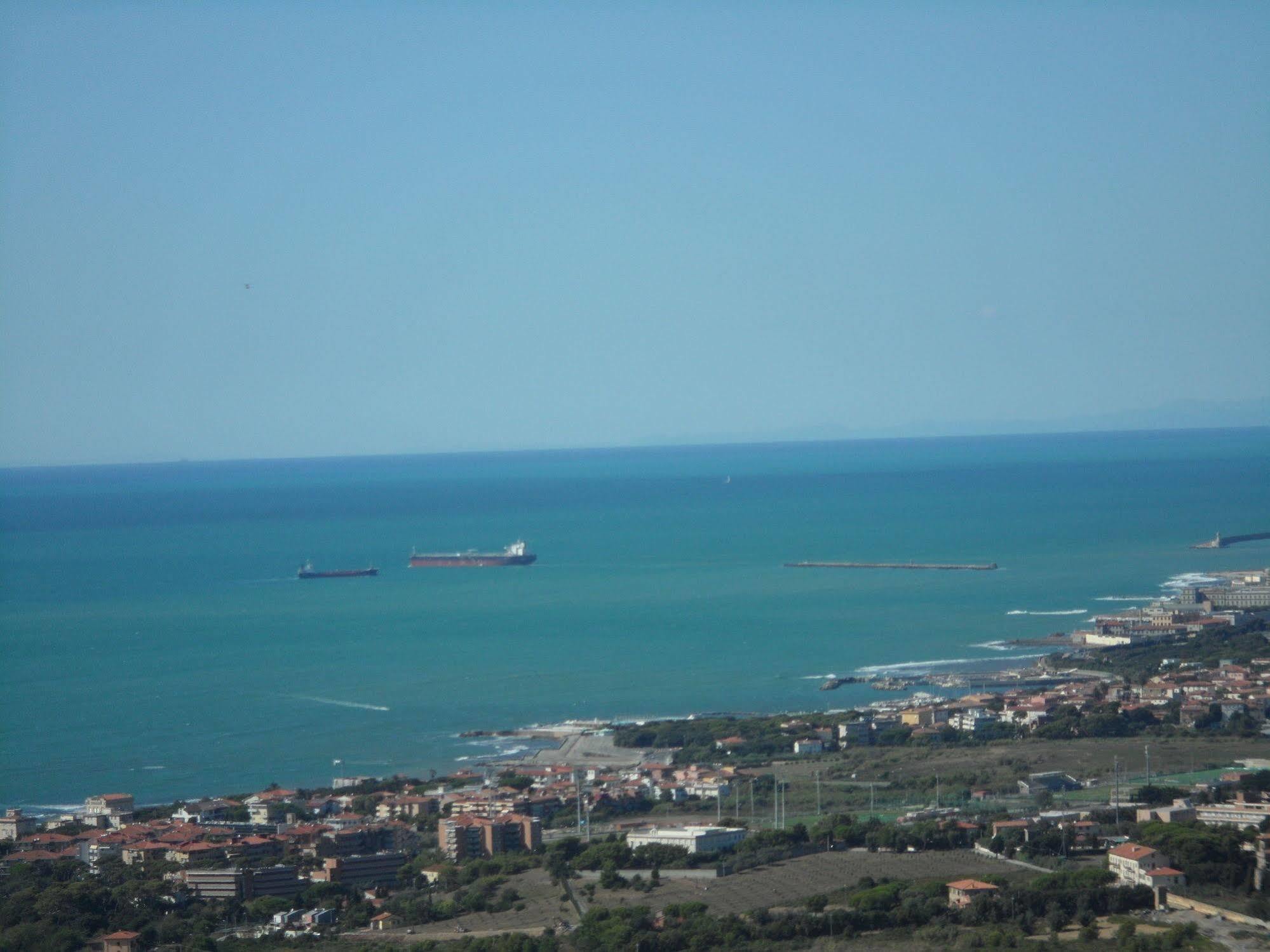 Hotel La Vedetta Livorno Exteriör bild